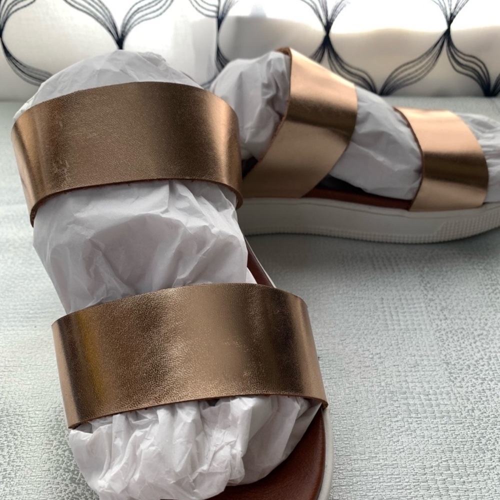 Gold Platform Sandals - Picture 2 of 5